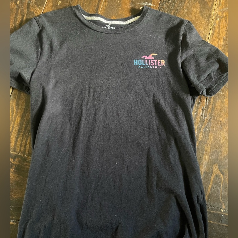 Men’s Hollister Shirt